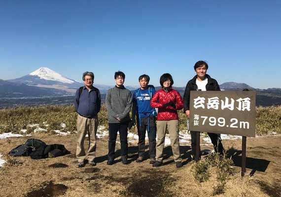 ハイキング部